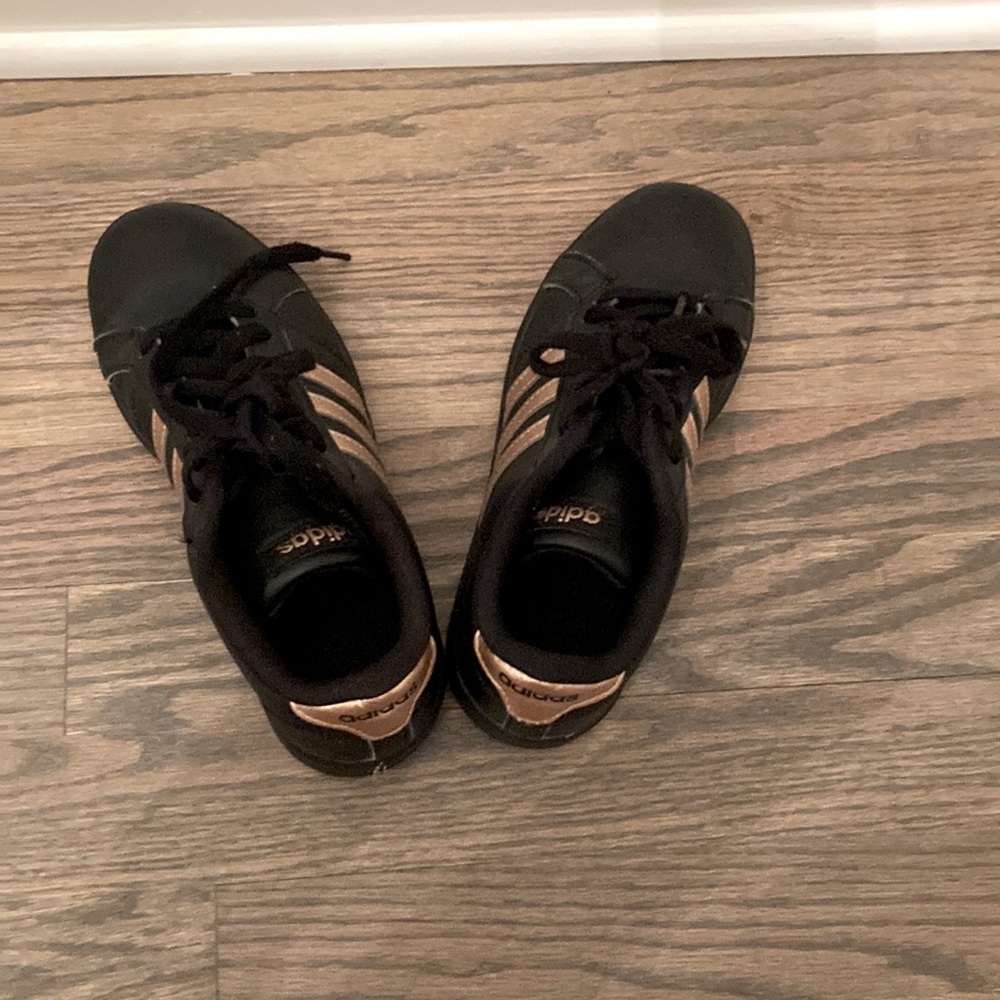 Kids Black and gold adidas shoes, size 3